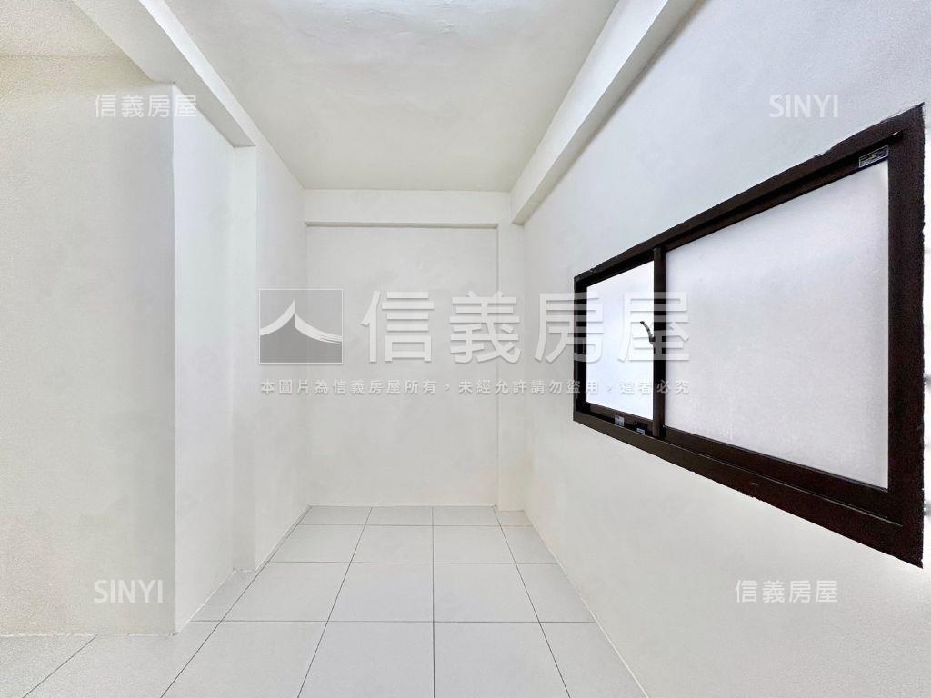 ★近好市多翻新美透天房屋室內格局與周邊環境
