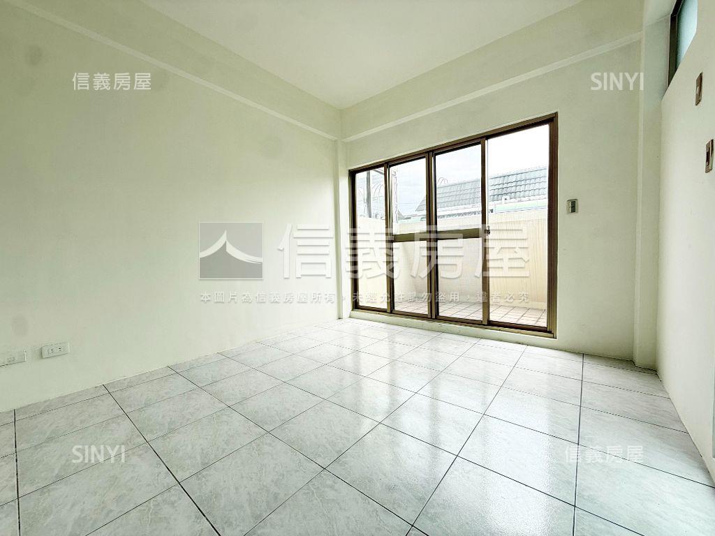 陽明國中稀有亮美車墅房屋室內格局與周邊環境