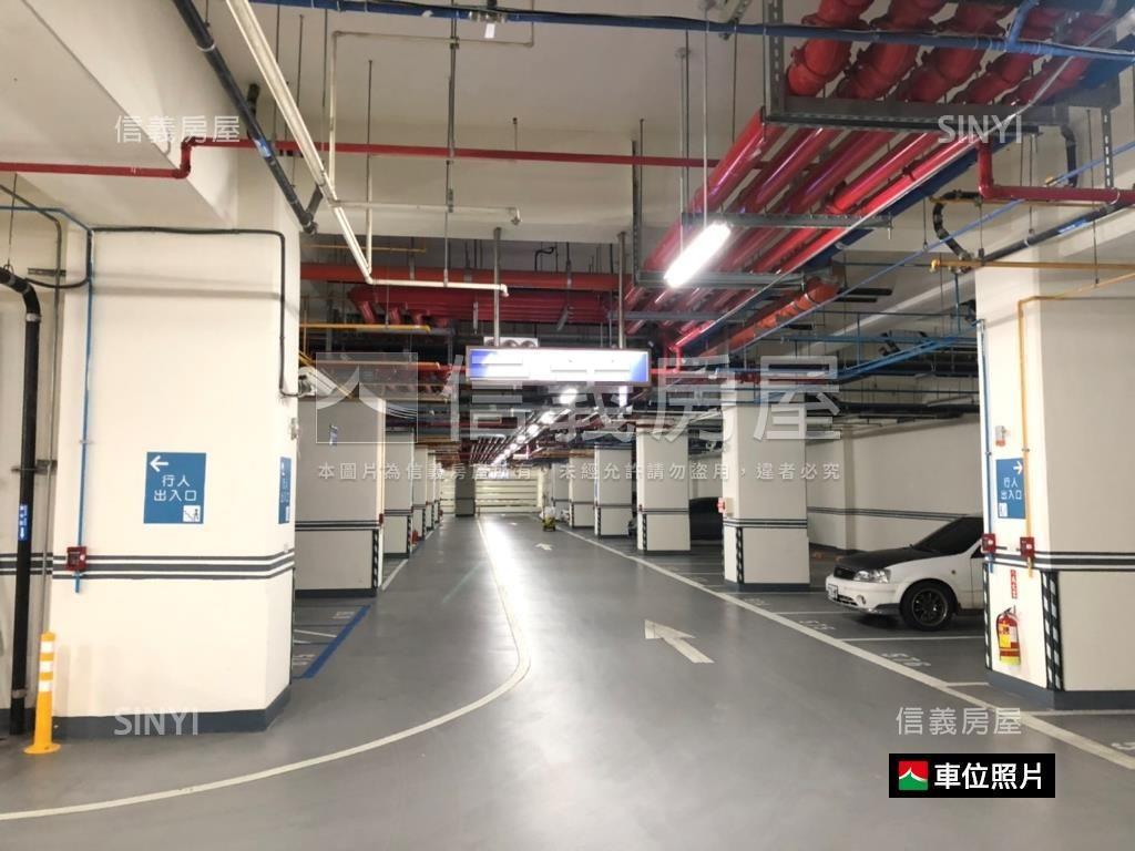 名軒Ｂ１優質車位房屋室內格局與周邊環境
