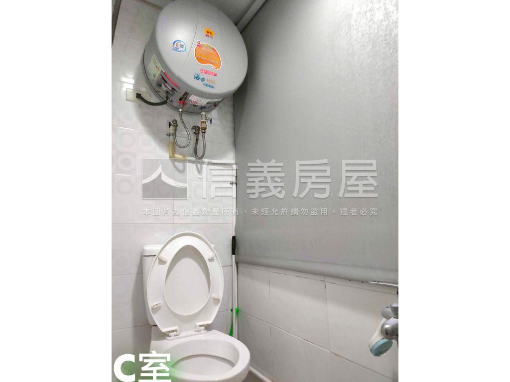 淡大溫馨裝潢４間收租套房房屋室內格局與周邊環境