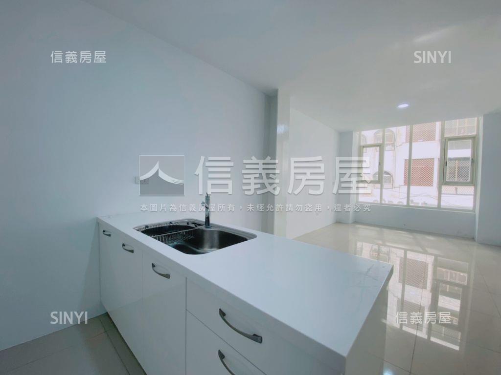 近新堀江鋼骨結構透天房屋室內格局與周邊環境