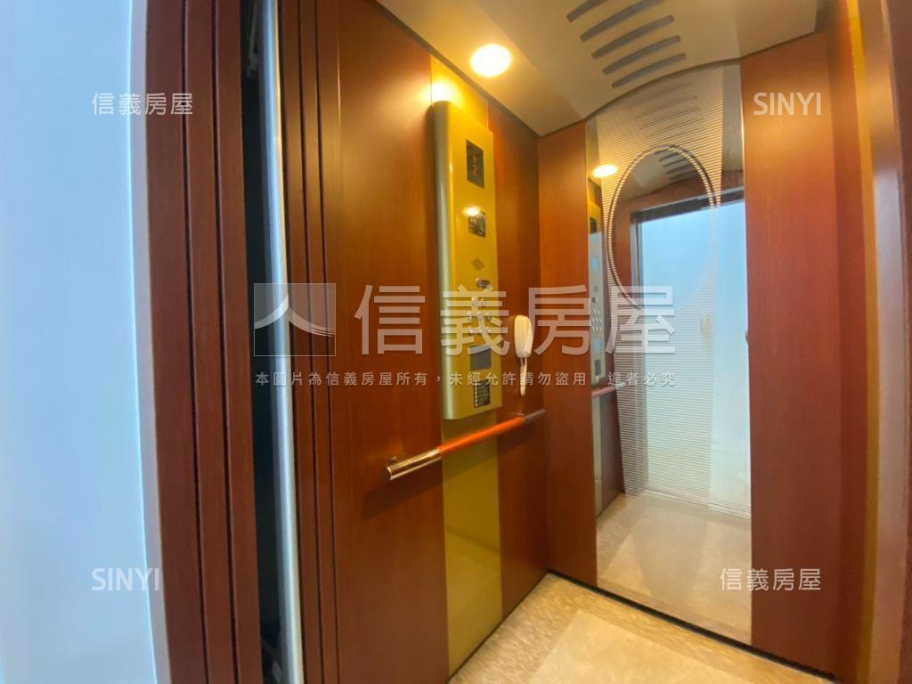 近新堀江鋼骨結構透天房屋室內格局與周邊環境