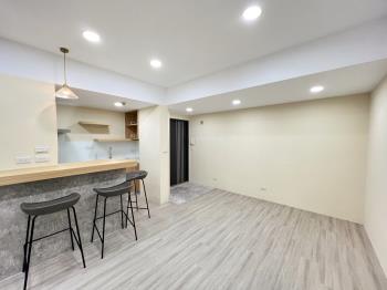 健行科大旁。質感裝潢三房