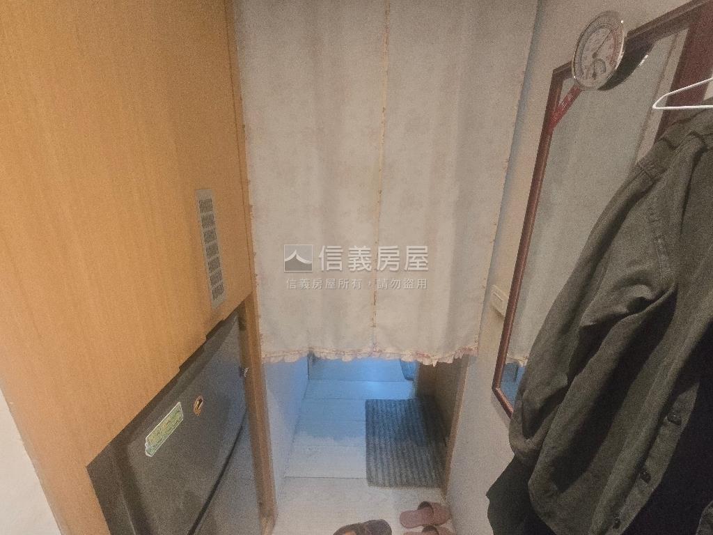 長安香檳大樓低總套房房屋室內格局與周邊環境