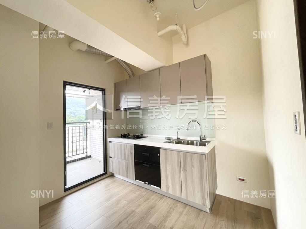 耀承一品高樓三房車位房屋室內格局與周邊環境