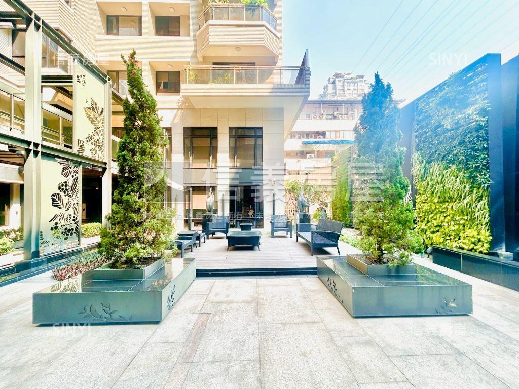 米蘭機械車位房屋室內格局與周邊環境