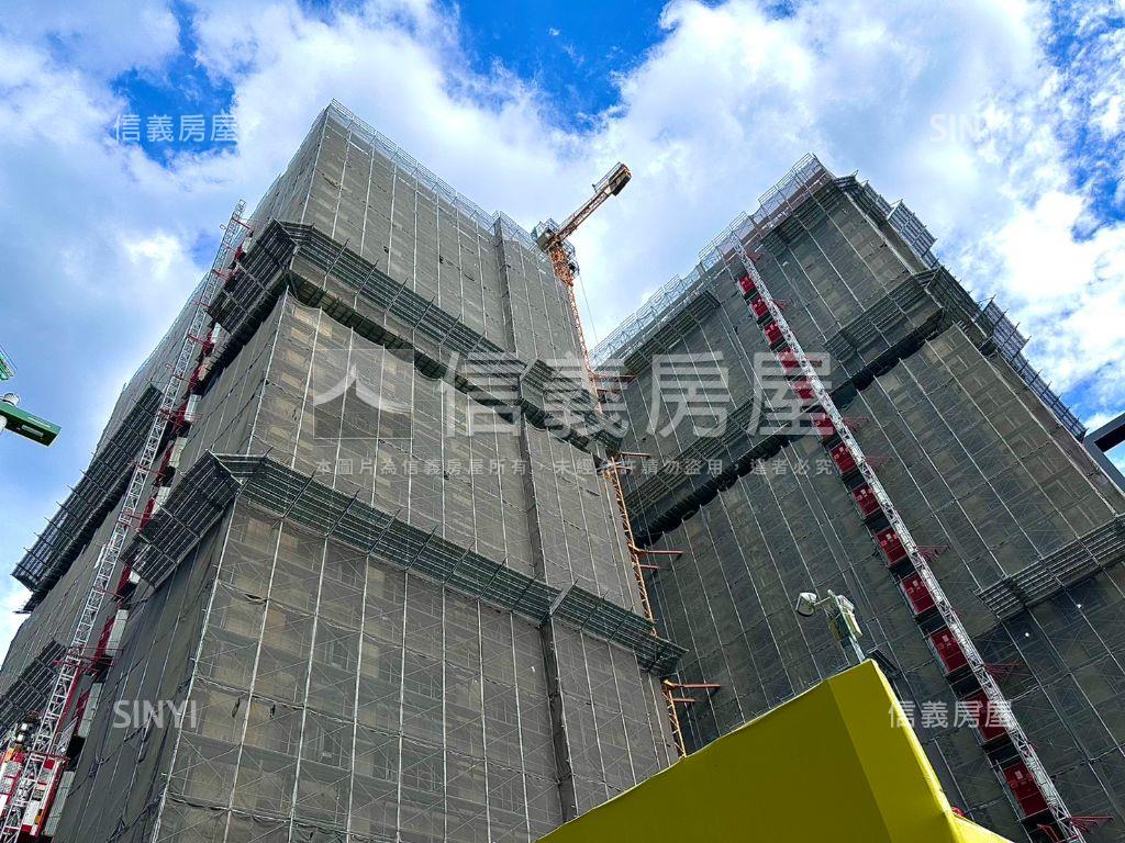 機捷低於實登３房平車房屋室內格局與周邊環境