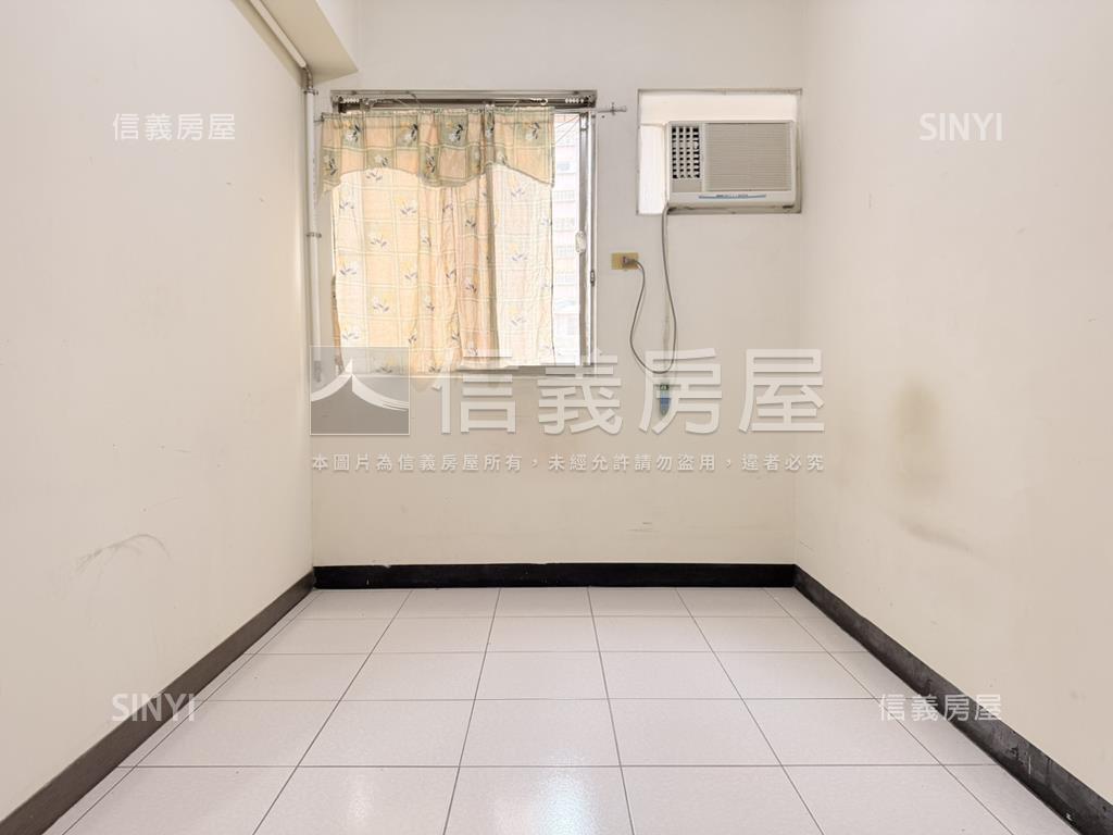 三民學苑‧稀有三房車位房屋室內格局與周邊環境