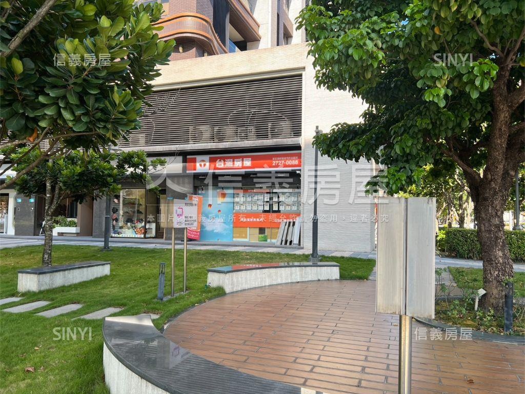 御春城角窗金店房屋室內格局與周邊環境