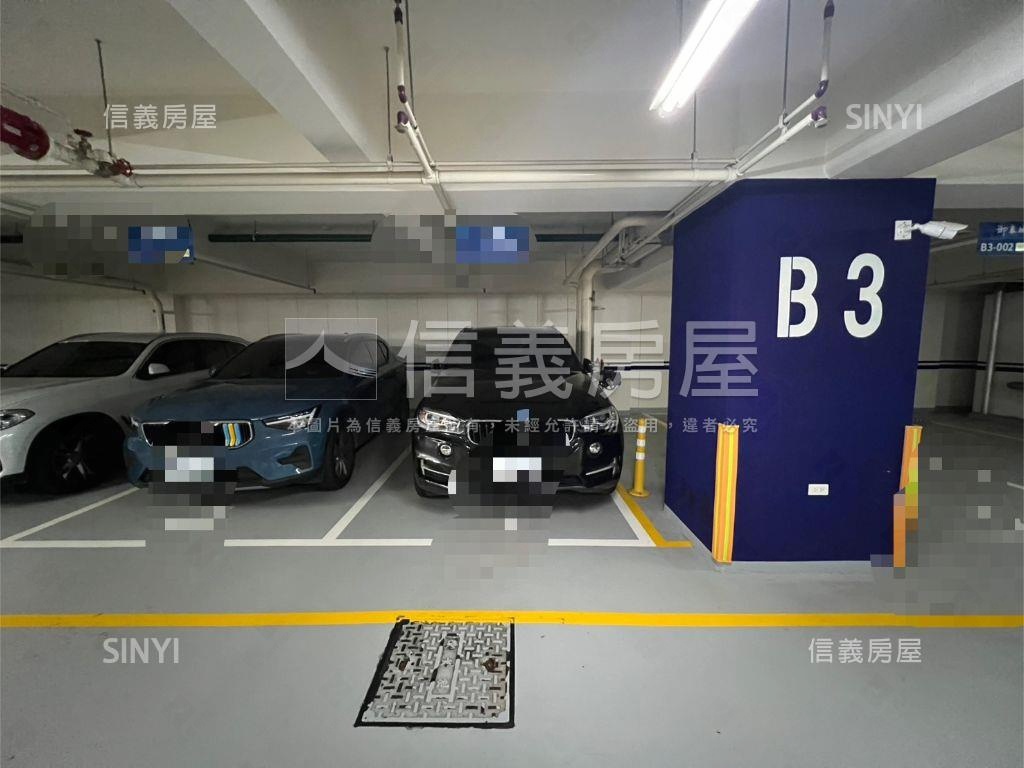 御春城角窗金店房屋室內格局與周邊環境