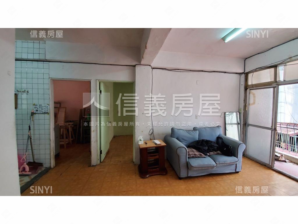 新埔國小國中旁活巷三樓房屋室內格局與周邊環境