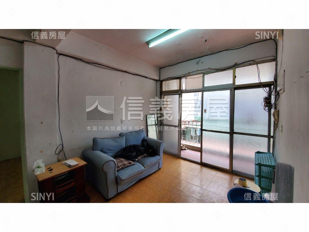 新埔國小國中旁活巷三樓房屋室內格局與周邊環境