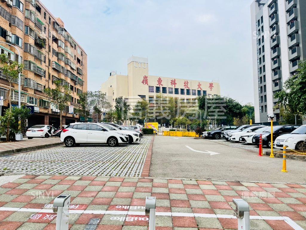 南屯兩房平車美裝潢房屋室內格局與周邊環境