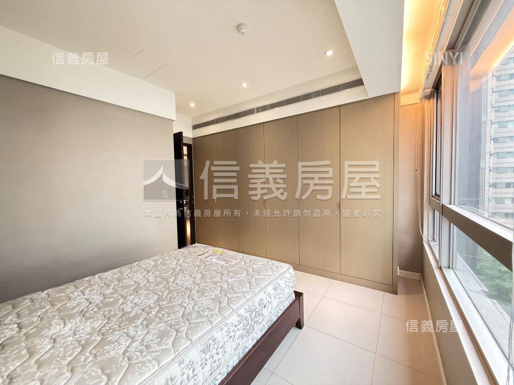 鉑金苑次高樓兩房房屋室內格局與周邊環境