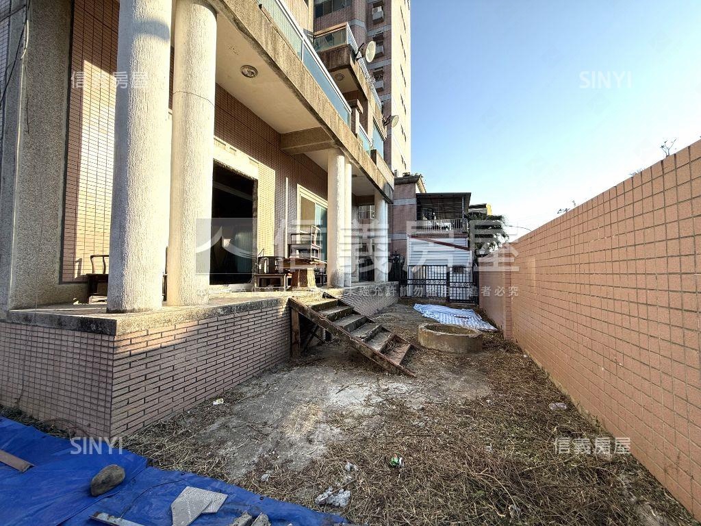 酷角間大地坪別墅房屋室內格局與周邊環境