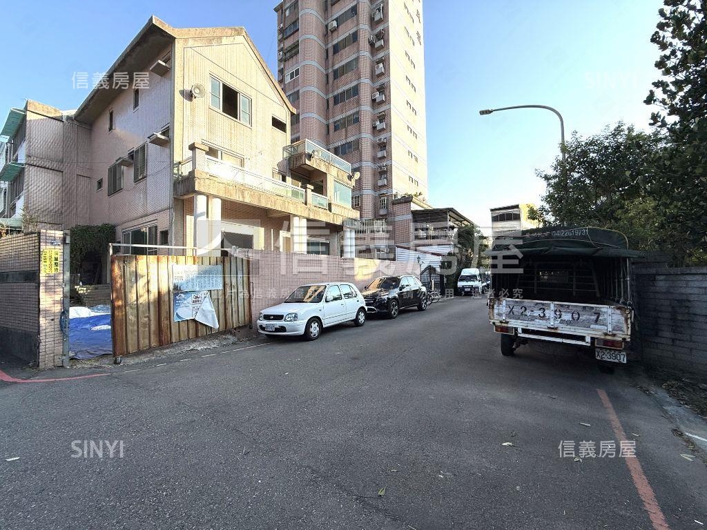 酷角間大地坪別墅房屋室內格局與周邊環境