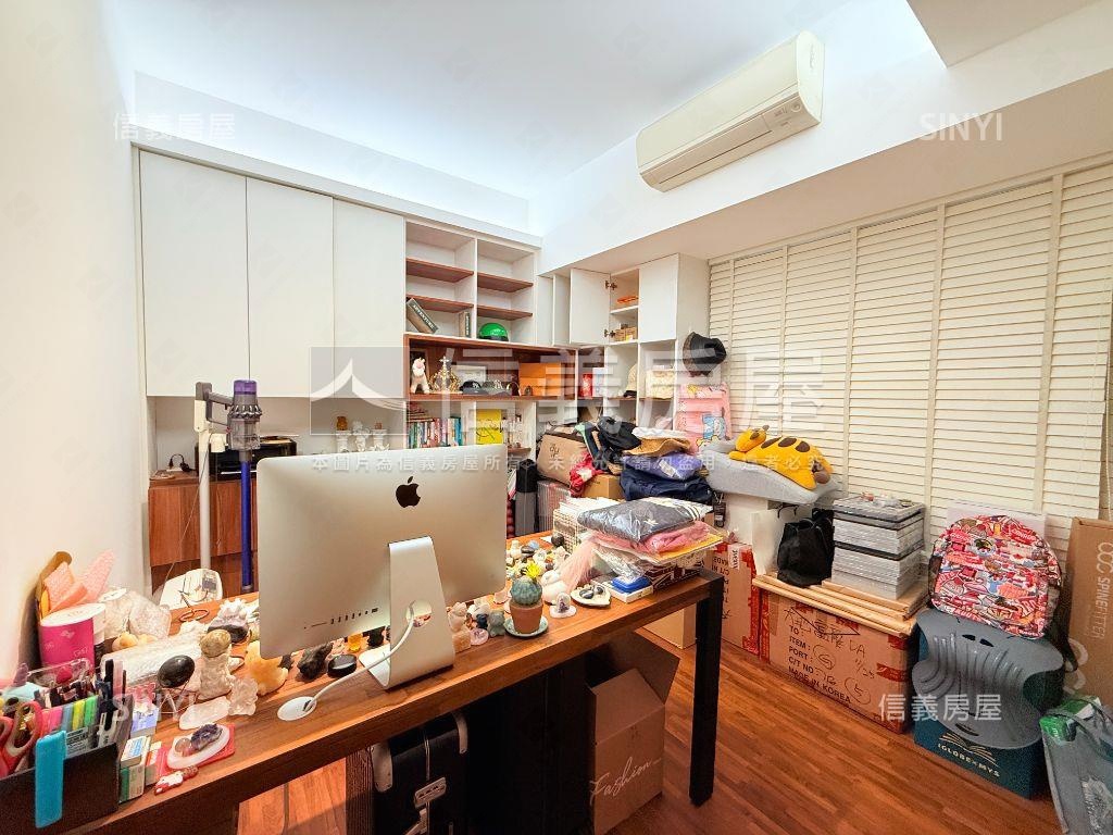 專任泉宇科博苑後棟裝潢戶房屋室內格局與周邊環境