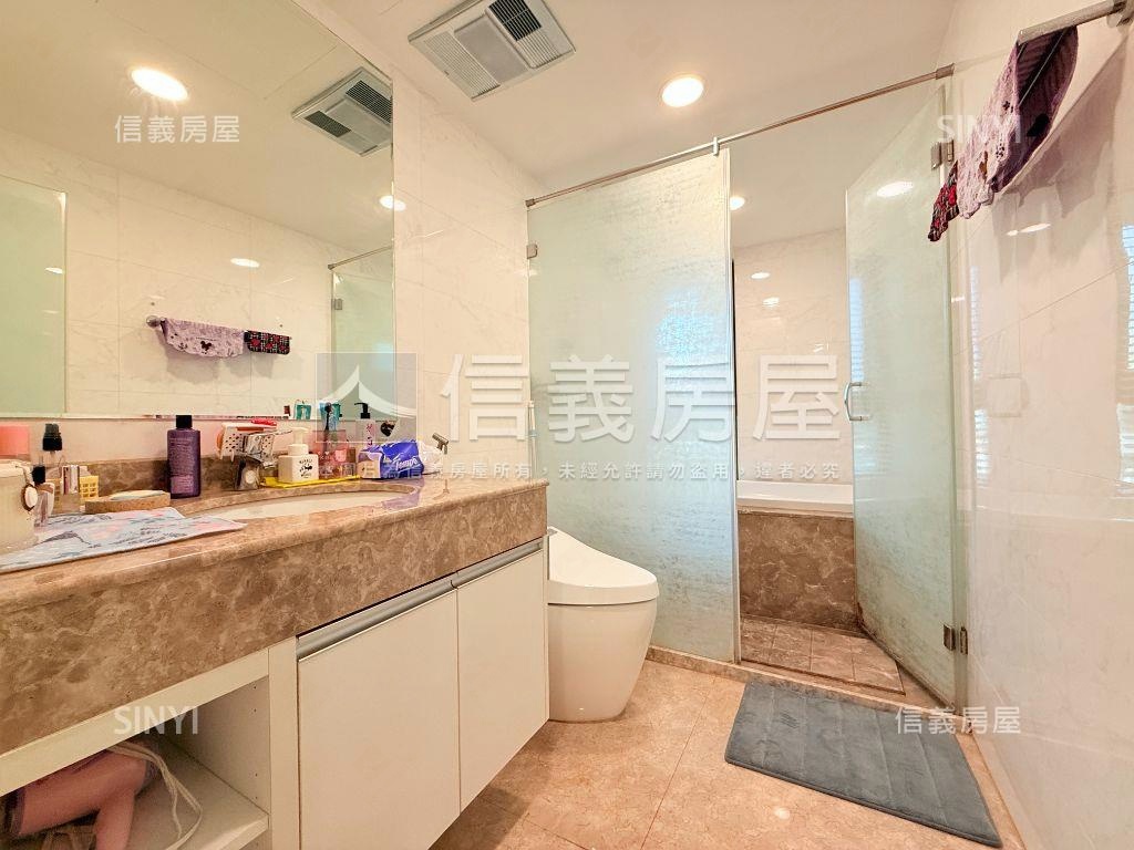 專任泉宇科博苑後棟裝潢戶房屋室內格局與周邊環境