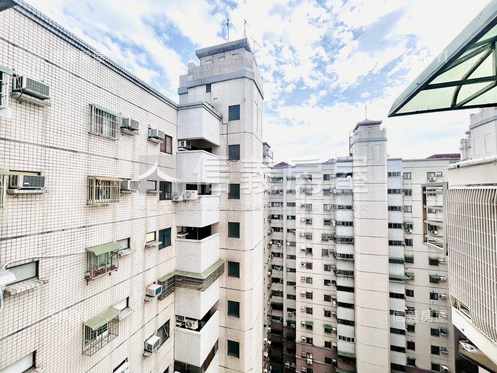 近綠園道高樓視野三房車位房屋室內格局與周邊環境