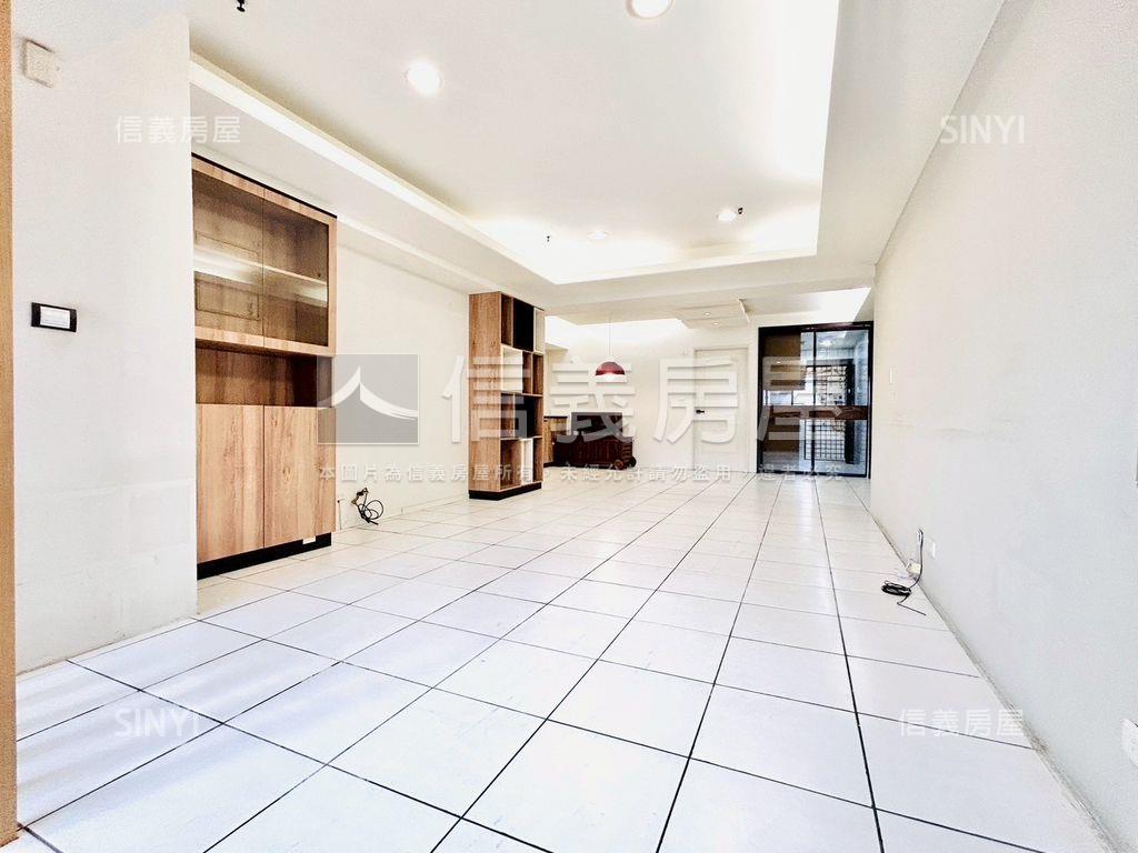 近綠園道高樓視野三房車位房屋室內格局與周邊環境