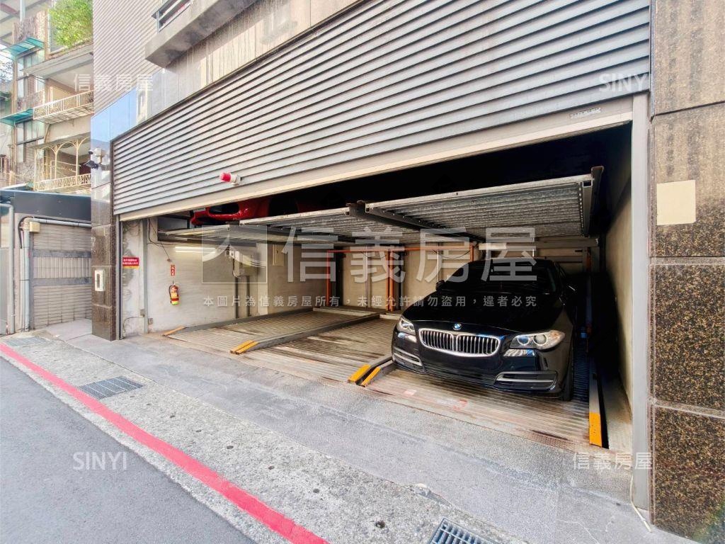 【ＶＲ】臻愛邊間兩房車位房屋室內格局與周邊環境
