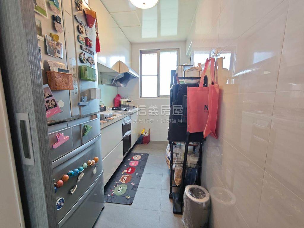 靜謐河景★質感三房房屋室內格局與周邊環境