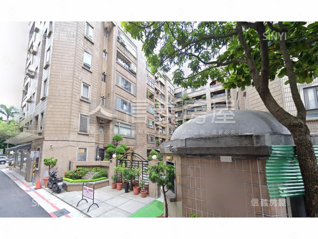 伯爵雙子星溫馨四房房屋室內格局與周邊環境