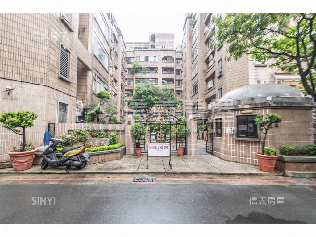 伯爵雙子星溫馨四房房屋室內格局與周邊環境