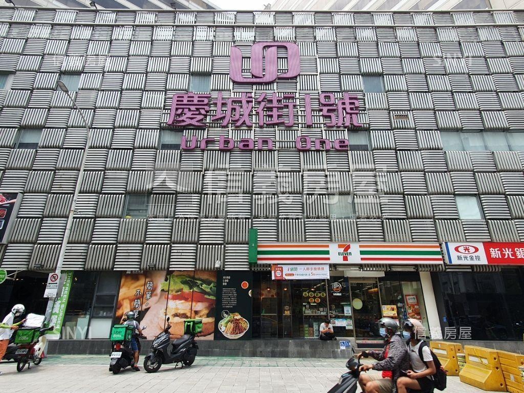 伯爵雙子星溫馨四房房屋室內格局與周邊環境