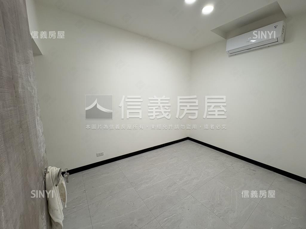 南勢角忠孝街金店面房屋室內格局與周邊環境