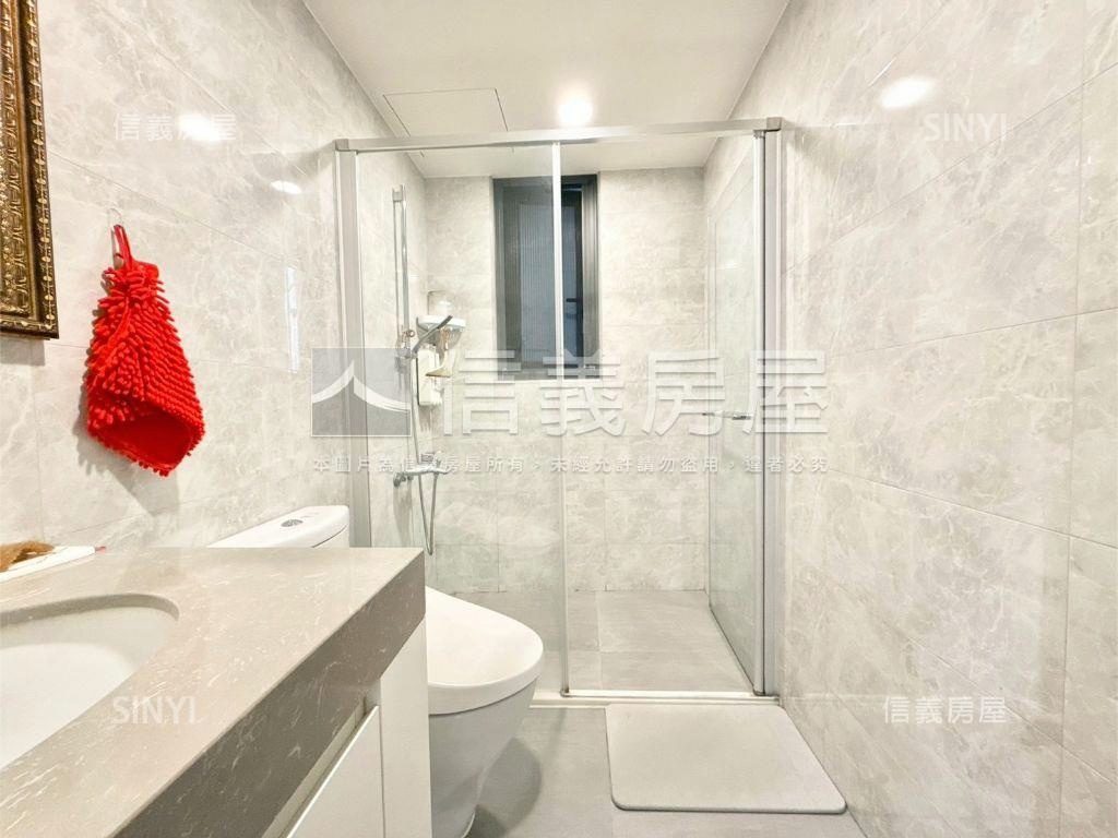 裝潢戶！城之華３房平車房屋室內格局與周邊環境