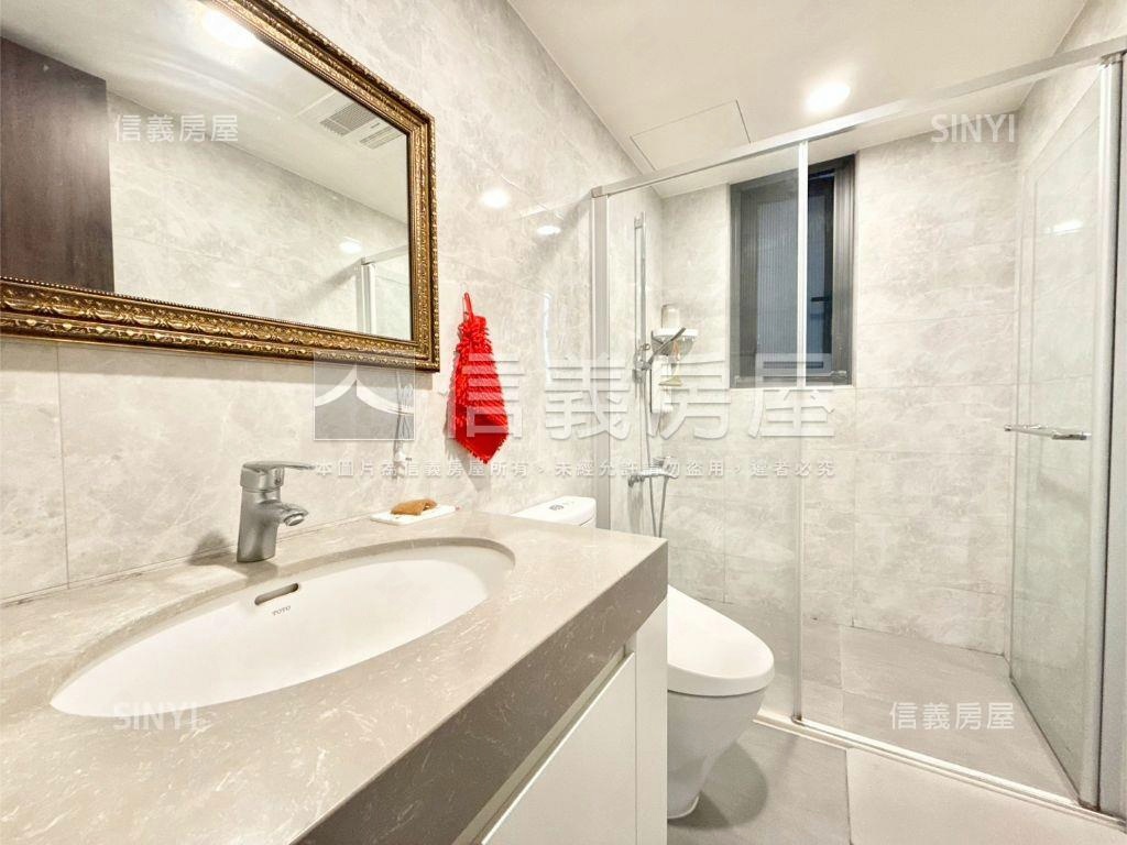 裝潢戶！城之華３房平車房屋室內格局與周邊環境