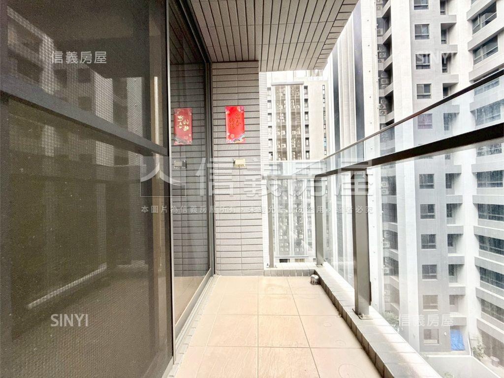 裝潢戶！城之華３房平車房屋室內格局與周邊環境