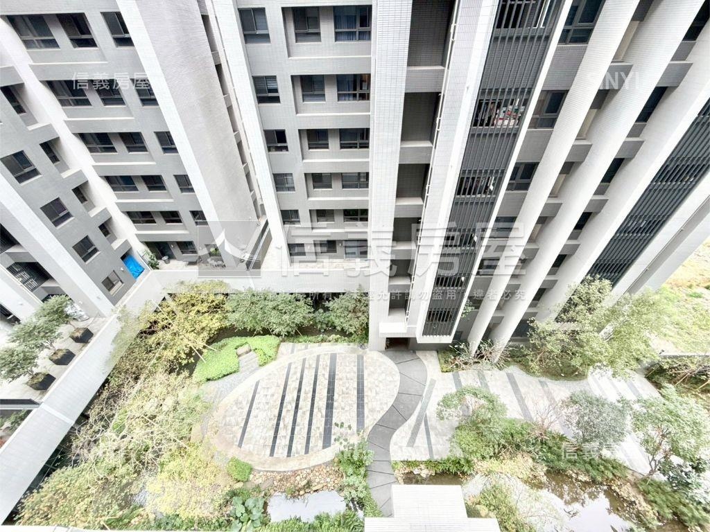 裝潢戶！城之華３房平車房屋室內格局與周邊環境