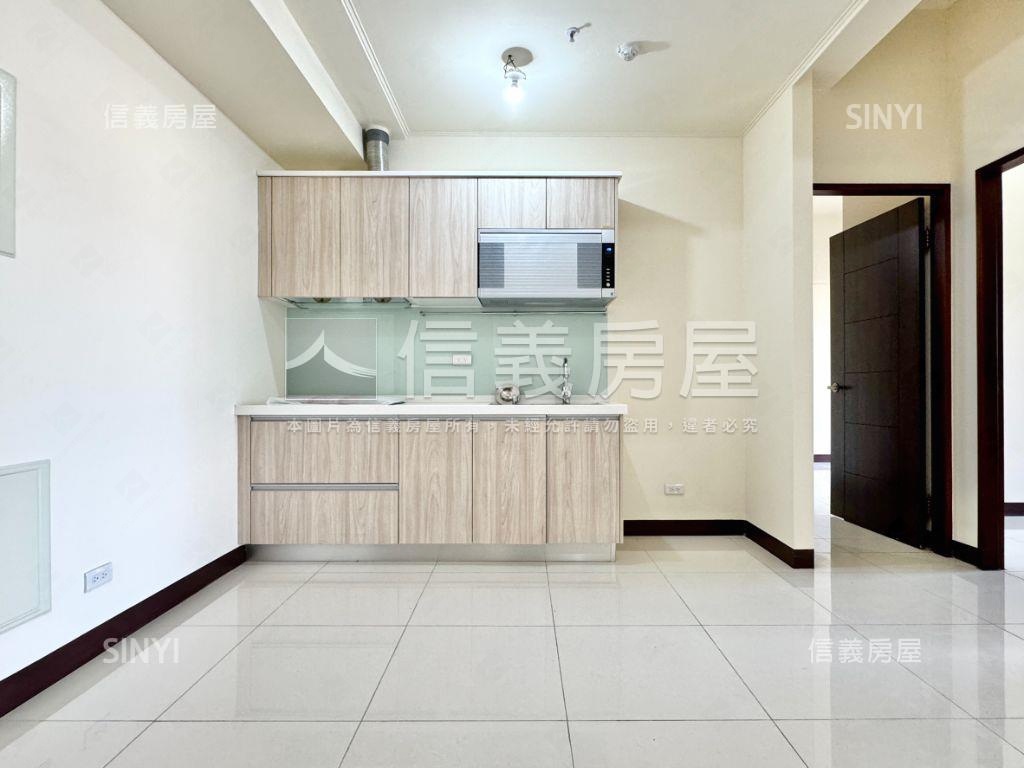 福懋ＭＯＲＥ先看這間誠售房屋室內格局與周邊環境