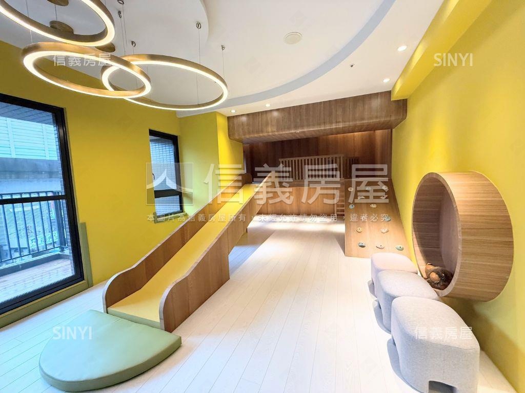 福懋ＭＯＲＥ先看這間誠售房屋室內格局與周邊環境