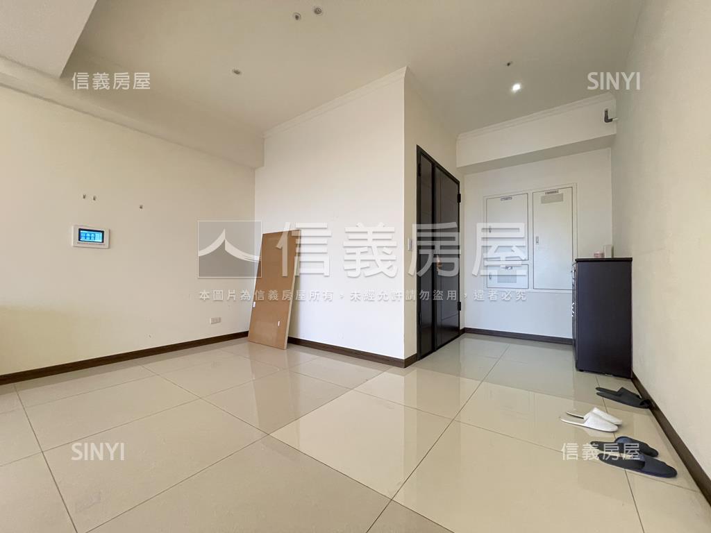 未來之光★稀有次頂樓釋出房屋室內格局與周邊環境