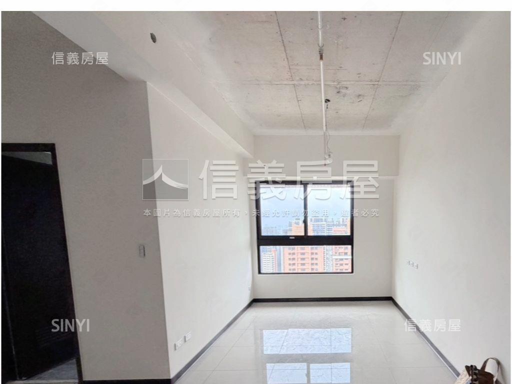 捷市達．頂樓兩房房屋室內格局與周邊環境