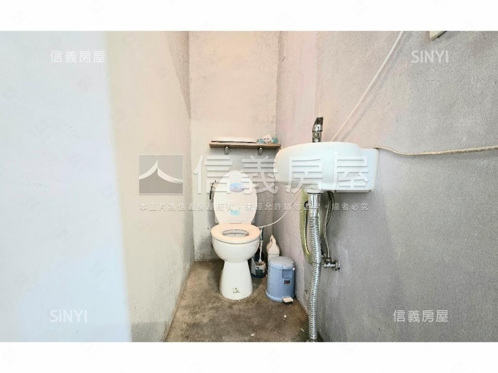 近未來捷運藍線大面景觀戶房屋室內格局與周邊環境