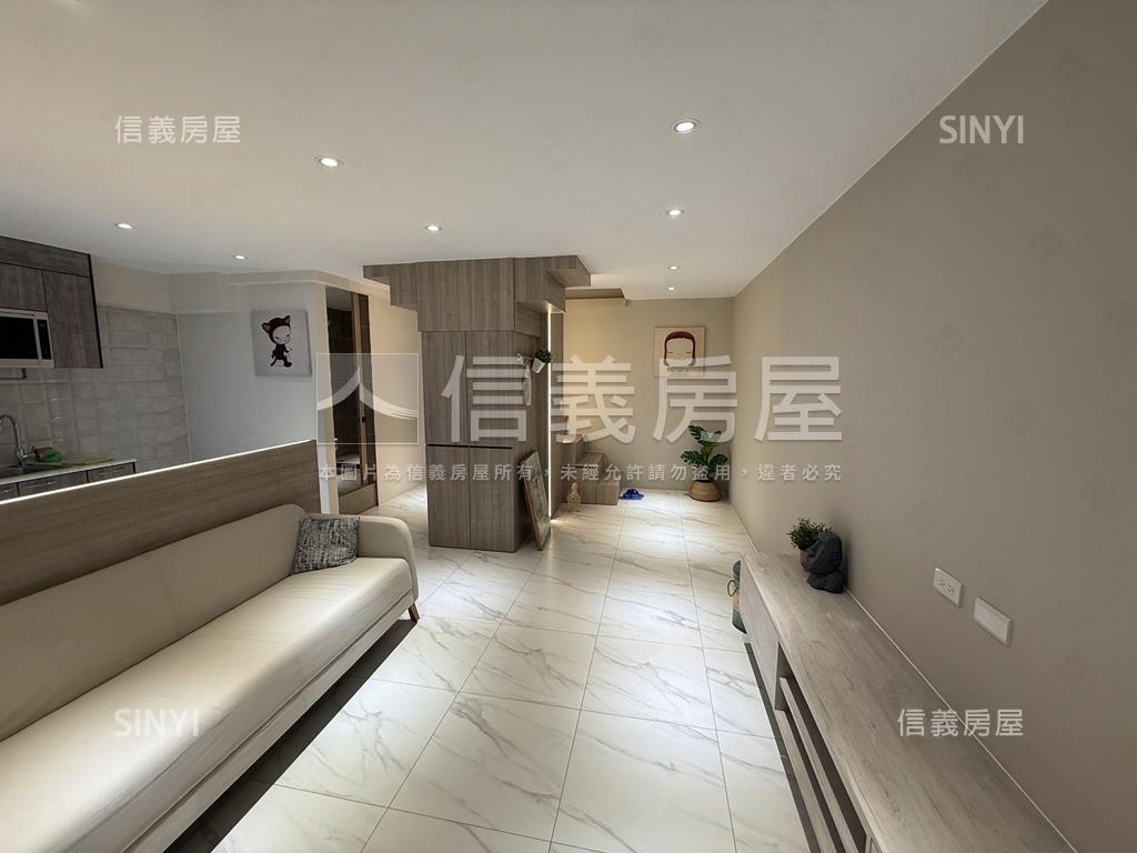 第一站挑高全新裝潢房屋室內格局與周邊環境