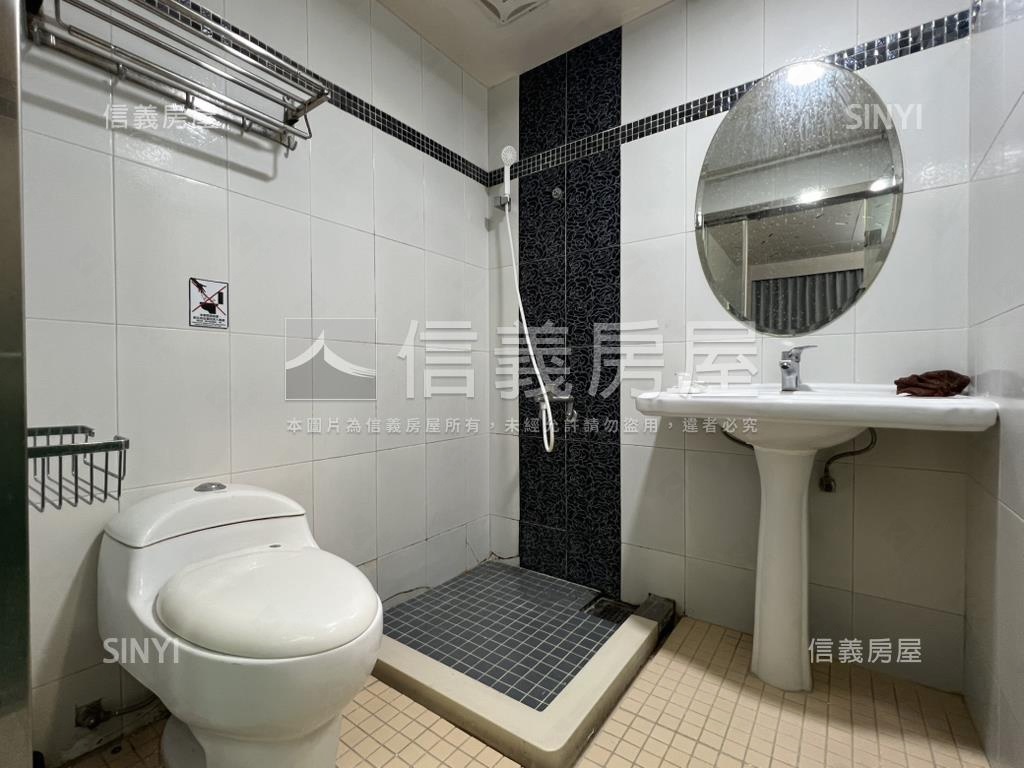 精緻８５套房房屋室內格局與周邊環境