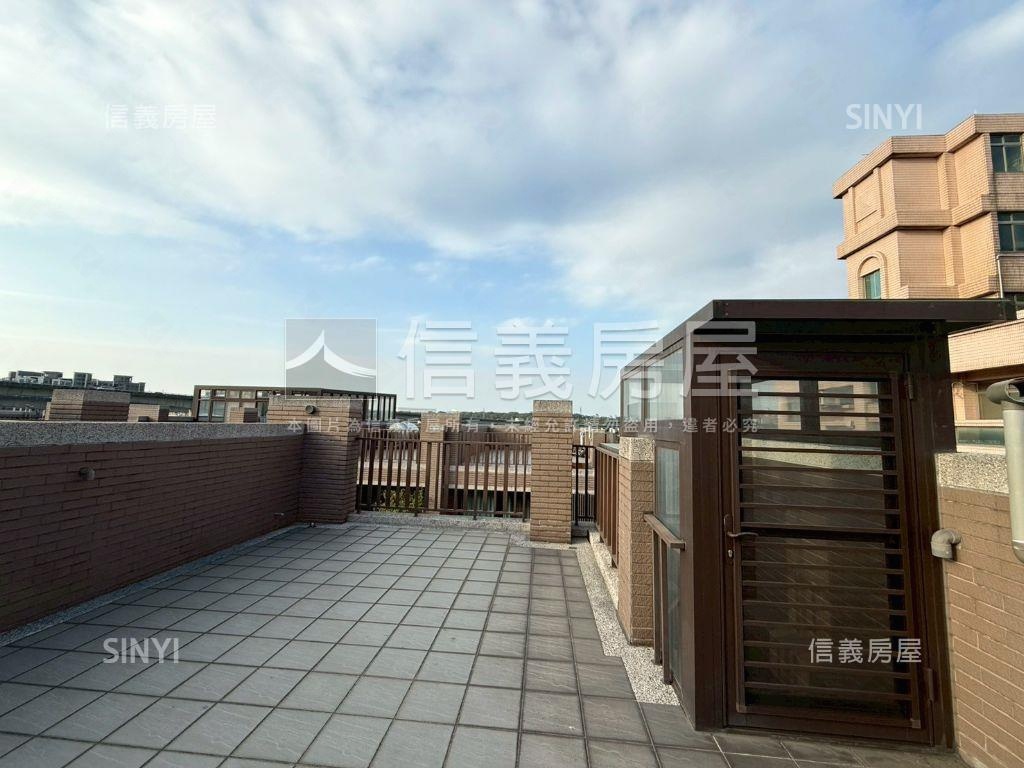 楊梅交流道旁五房美別墅房屋室內格局與周邊環境