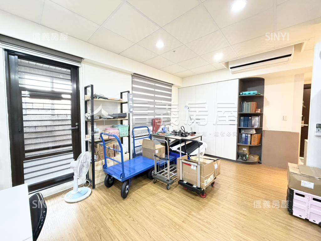 世界Ｖ１辦公Ｂ棟高樓層房屋室內格局與周邊環境