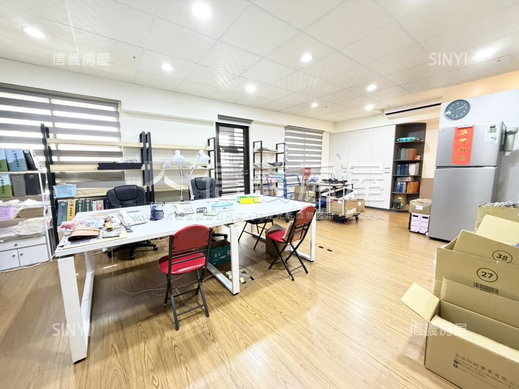 世界Ｖ１辦公Ｂ棟高樓層房屋室內格局與周邊環境