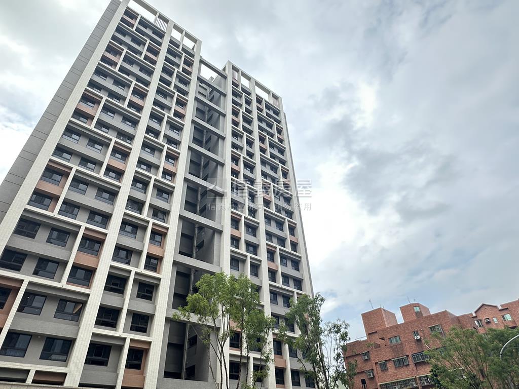 皇翔泱美時尚小豪宅房屋室內格局與周邊環境