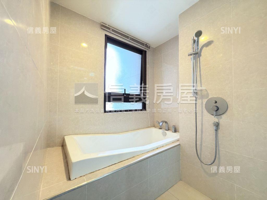 【新富邑】景觀辦公有車位房屋室內格局與周邊環境