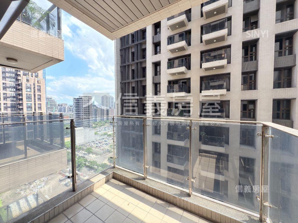 【新富邑】景觀辦公有車位房屋室內格局與周邊環境