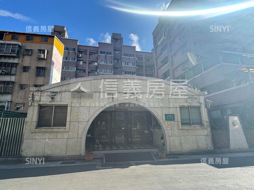 永泰金城Ｂ區三房坡平房屋室內格局與周邊環境