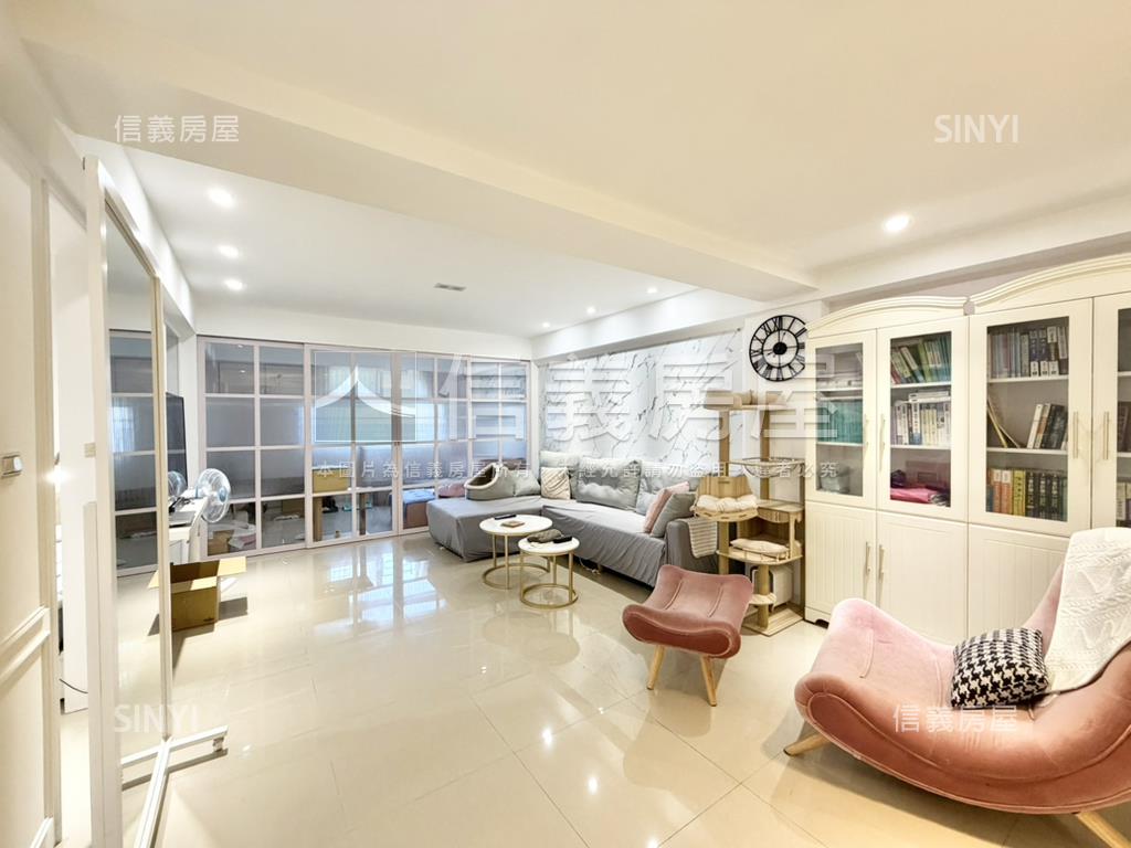 積穗美妝三房即可入住房屋室內格局與周邊環境