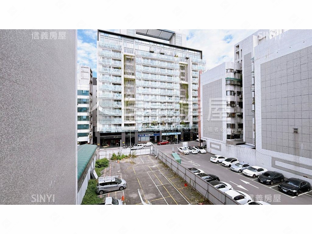 近東興國小電梯兩房車位房屋室內格局與周邊環境